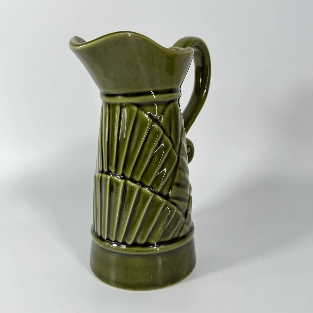 Mid Century Modern MCM Pitcher Vintage Avocado Green Geometric Ceramic 1970s‎